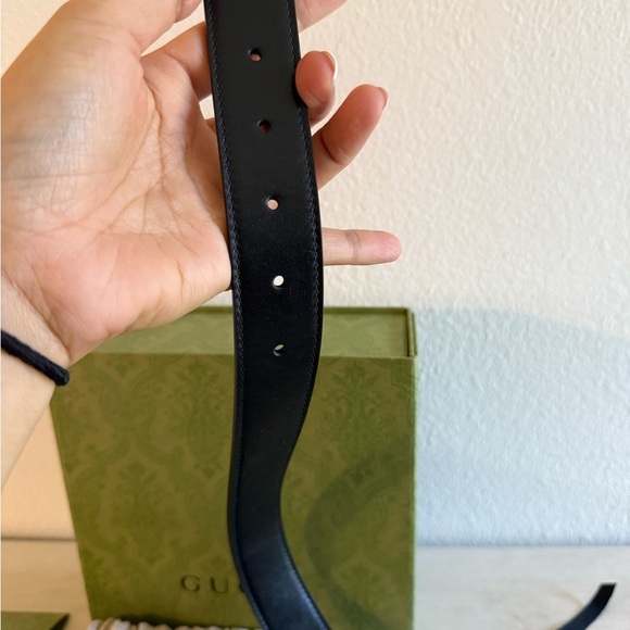 Gucci GG Marmont reversible belt Black and Gray with Iconic GG Buckle women’s‎ main image 4